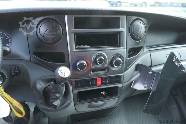 Transporter mit Koffer iveco Daily 35 S11 C30C AUTOMATIK KAMERA Regale LUFT DURCHGANG EURO-5 CoC