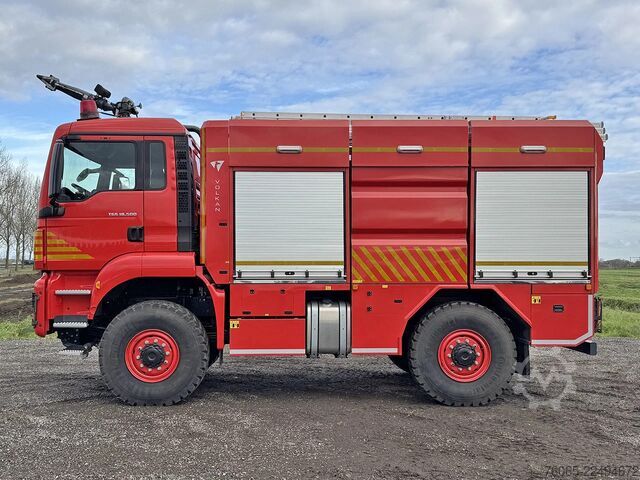 Véhicule de lutte contre les incendies MAN TGS 18.500 BB Fire Fighter Truck (2 units)