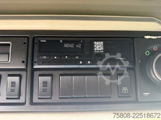 Bīstamo materiālu kravas automašīna VOLVO FH500 Globetrotter XL 2 Tanks ADR EX II/III FL