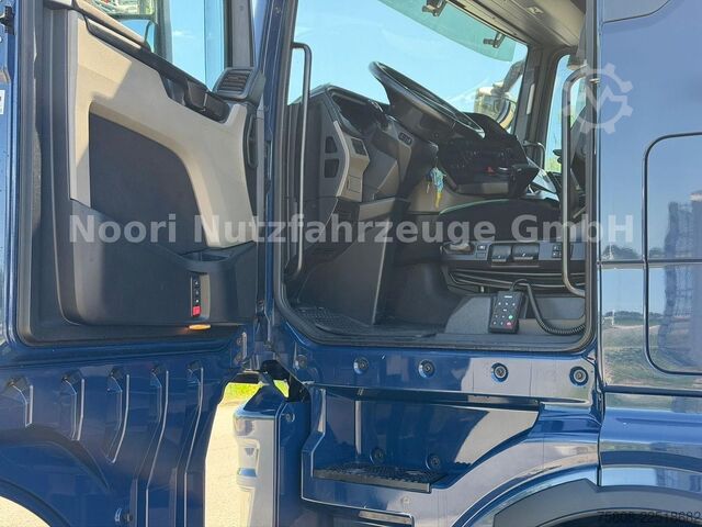 Standarta vilcējs MAN TGX 18.510 XXL Intarder ACC LGS Standklima Navi