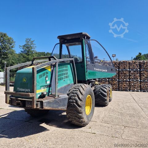 联合收割机 Timberjack 1070D