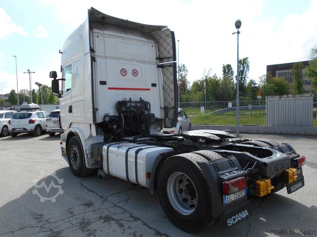 Camion à benne basculante SCANIA R560