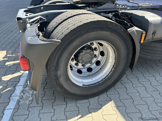 Standard-SZM DAF XF 440 FT Space Cab / 707 dkm / Tacho V2 / APK ...