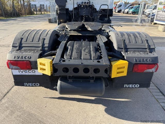 Standard tractor unit IVECO AS440S46T/P LNG / Intarder
