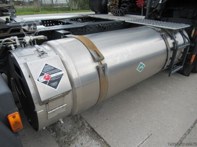 Vakio vetoauto IVECO AS440S46T/P LNG / Intarder / Standklima