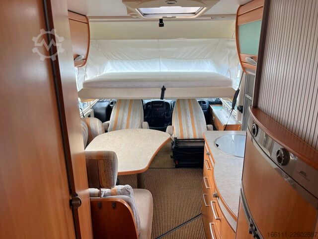 Integriertes Wohnmobil HYMER/ERIBA B 614 - Festbett- Klima -  - Solar -