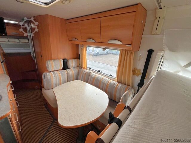 Integriertes Wohnmobil HYMER/ERIBA B 614 - Festbett- Klima -  - Solar -
