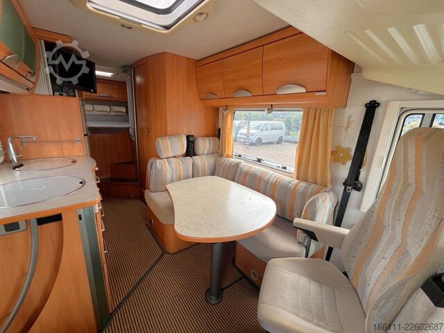 Integriertes Wohnmobil HYMER/ERIBA B 614 - Festbett- Klima -  - Solar -