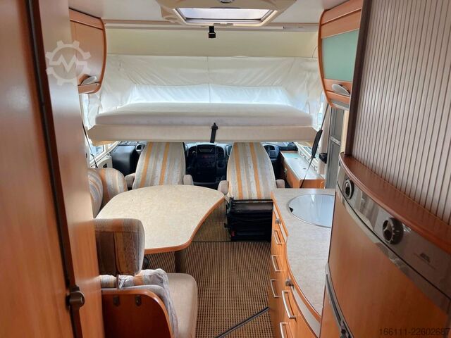 Integriertes Wohnmobil HYMER/ERIBA B 614 - Festbett- Klima -  - Solar -