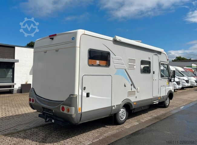 Integriertes Wohnmobil HYMER/ERIBA B 614 - Festbett- Klima -  - Solar -