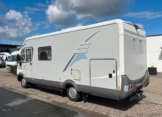 Integriertes Wohnmobil HYMER/ERIBA B 614 - Festbett- Klima -  - Solar -