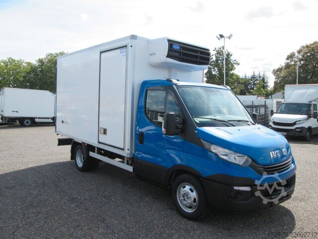 Refrigerator body van IVECO 35 C14 *Maxi 2xCarrier Kühlkoffer 3.70m*Euro 6*