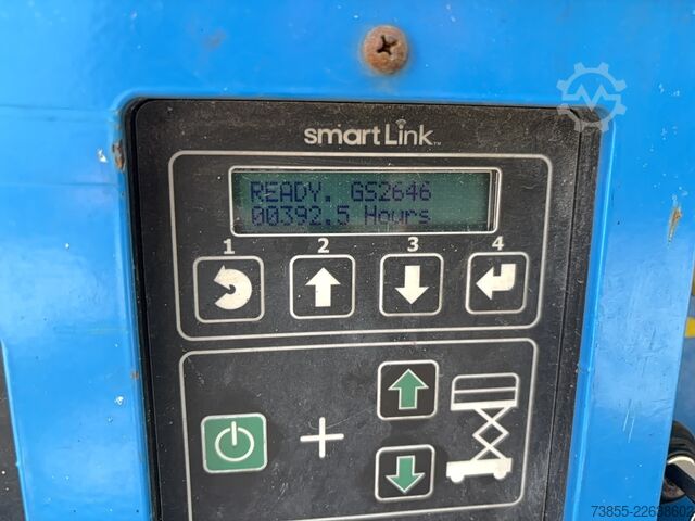 Bàn nâng thủy lực kiểu kéo Genie GS-2646
