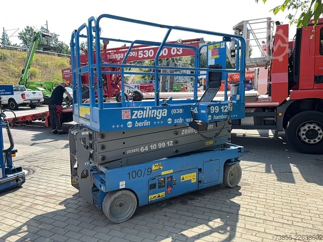 Bàn nâng thủy lực kiểu kéo Genie GS-2646