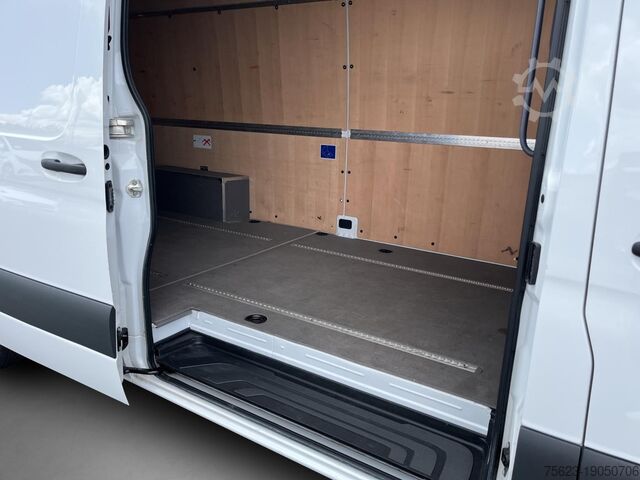 Panelová dodávka Mercedes-Benz Sprinter 317 CDI Kasten Maxi Klima Sitzh. MBUX Kamera