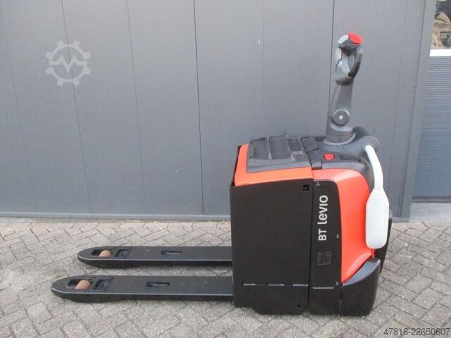 Carretilla elevadora baja TOYOTA LPE250
