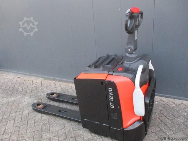 Carretilla elevadora baja TOYOTA LPE250