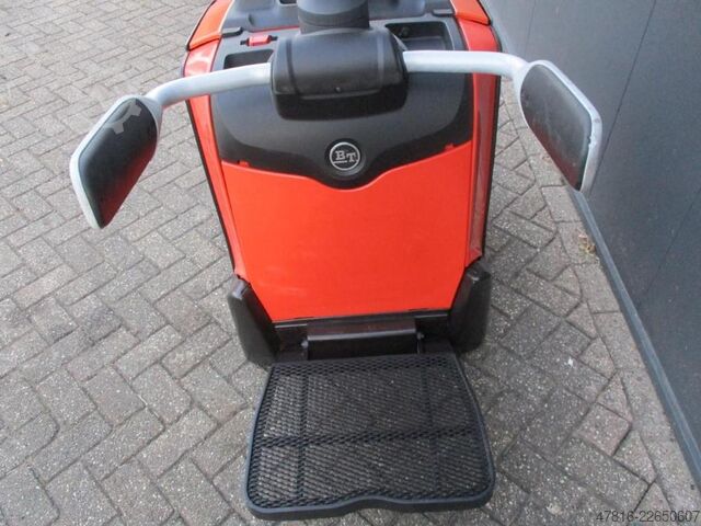 Carretilla elevadora baja TOYOTA LPE250