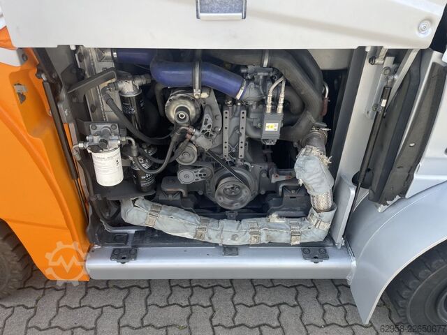 Xe nâng động cơ diesel Still RX70-80 | Triplex 4.705mm