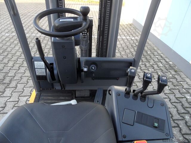 Chariot élévateur électrique à 3 roues Jungheinrich EFG 115 - Triplex - NEUE Batterie - aufgearbeitet