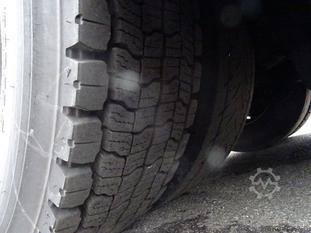 Camión de bebidas MERCEDES-BENZ 2540 Antos*kpl. Zug*NLA*2x LBW*38 Pal*Kamera*TOP