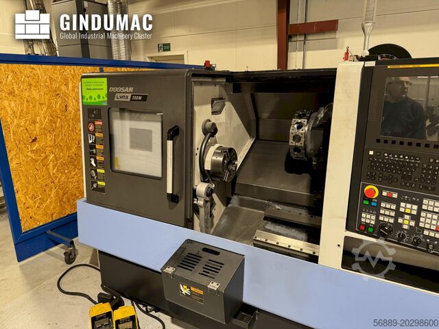 Mașină de strunjit orizontală DOOSAN LYNX 300M