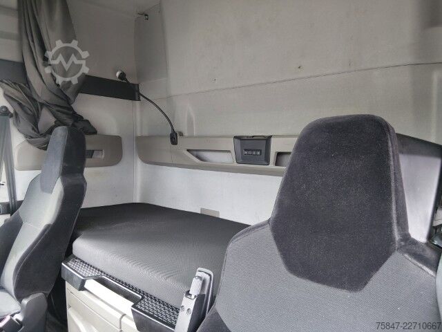 Standard dragbil MAN TGX 18.470 BL Kipphydraulik Retarder Alu
