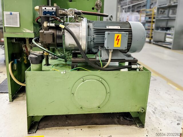 Prensa vulcanizadora WICKERT 1000 kN