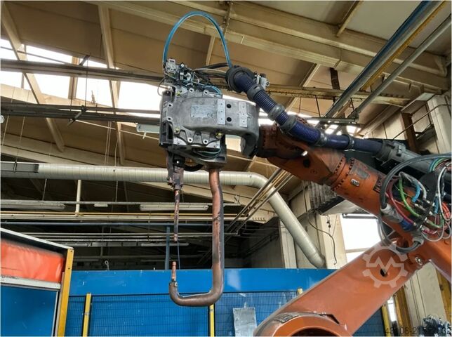 Robot industrial KUKA KR 210-2 2000