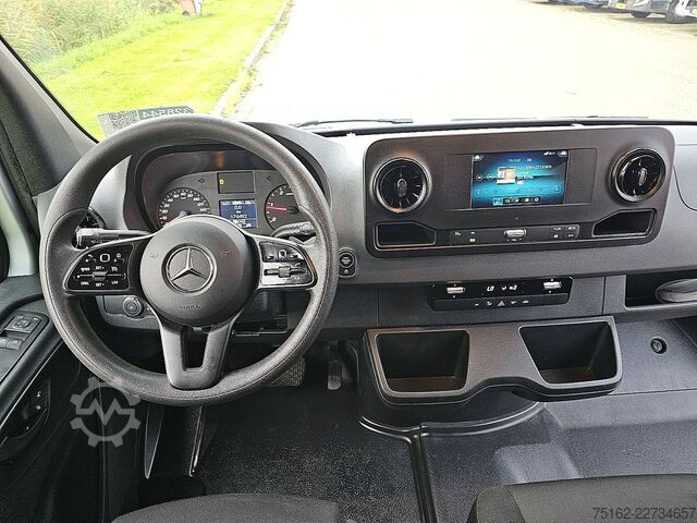 Camioneta familiar de techo alto MERCEDES-BENZ SPRINTER 317 L2H2 Automaat Mbux