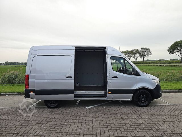 Camioneta familiar de techo alto MERCEDES-BENZ SPRINTER 317 L2H2 Automaat Mbux