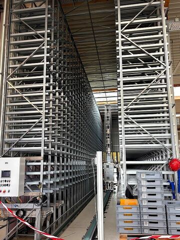 Automatic crate storage system ATTEC AKL