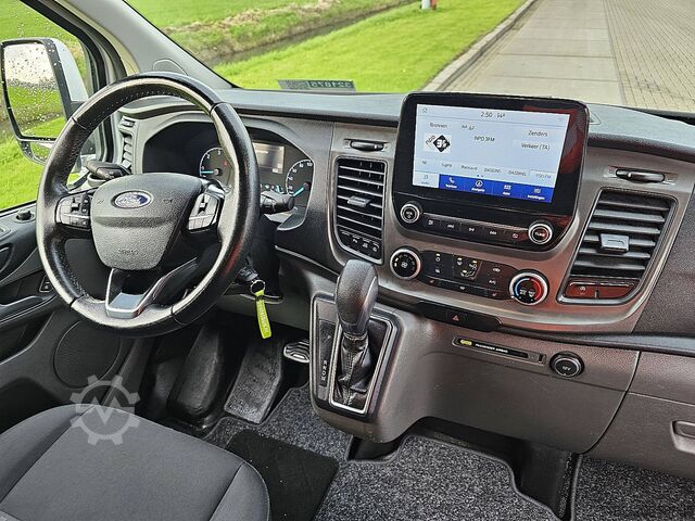 Xe ga mui cao FORD TRANSIT CUSTOM 2.0 L2H1 Dub.- Cab. Navi