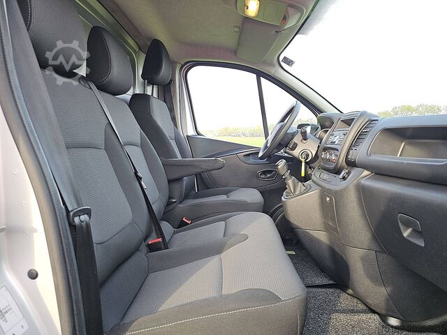 Xe ga mui cao RENAULT TRAFIC 2.0 DCI L1H1 Airco Euro6 NAP