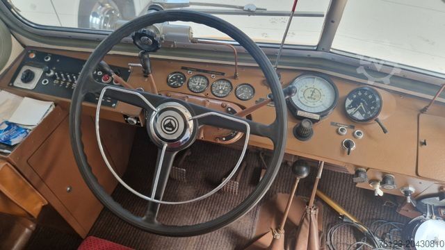 Diaľkový autobus VOLVO Paket 1 x Saurer L4C + Volvo  B 10