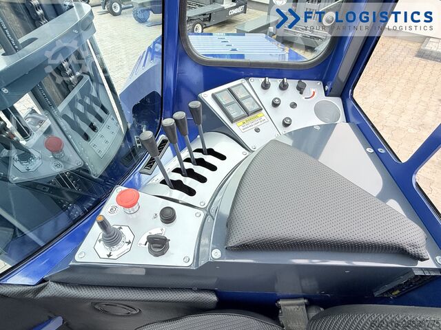 Carretilla retráctil de 4 vías Combilift C4000 GAS TRIPLEX 5550 POSITIONER CABIN