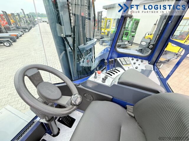Carretilla retráctil de 4 vías Combilift C4000 GAS TRIPLEX 5550 POSITIONER CABIN