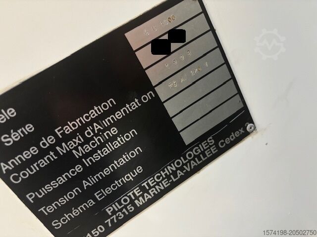 Universal machining center PILOTE TECHNOLOGIES cu 1000