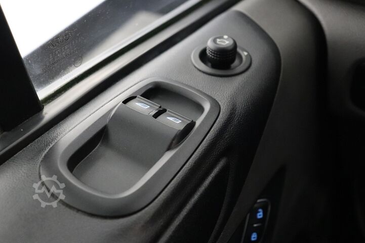 Delivery van Ford Transit Custom 2.0 TDCI EURO 6 - Airco - Cruise...
