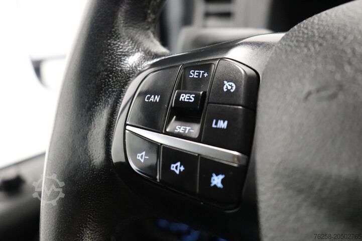 Delivery van Ford Transit Custom 2.0 TDCI EURO 6 - Airco - Cruise...