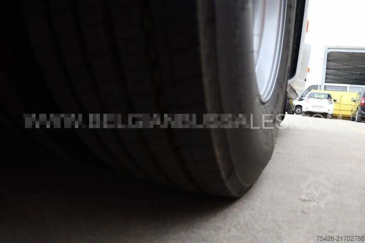 Intercitybus Iveco Crossway 13m Pop Light / Double middle door/ pr...