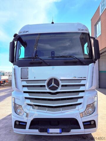  Mercedes-Benz Actros 2542