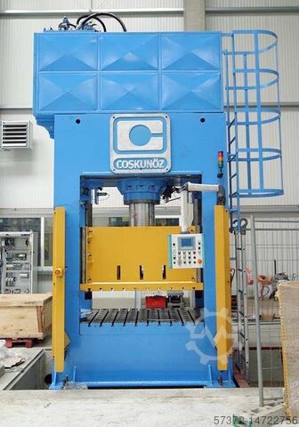 Hydraulic Double-Column Press 