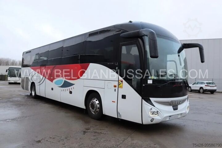 Treinador Iveco MAGELYS PRO