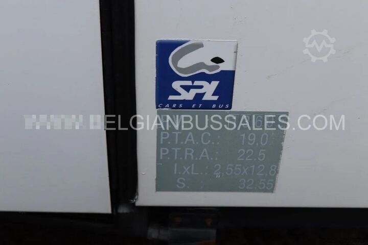 Treinador Iveco MAGELYS PRO