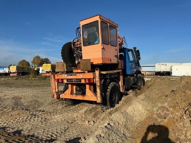 Nákladné vozidlo na špeciálne účely UNIMOG U 1450 4x4, Zug & Bergwinde, Kran, Greifer, AHK
