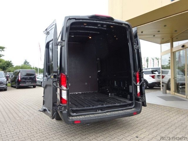 Furgão de teto alto FORD Transit 350L4H3 RWD DoKa SYNC4 WiPa ACC Kamera