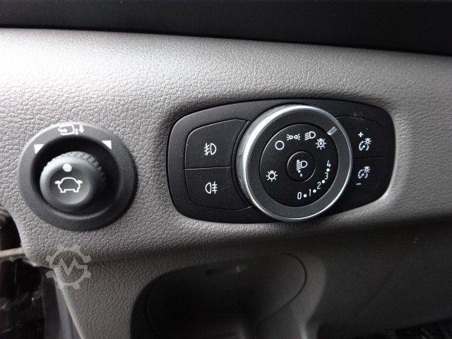 ハイトップバン FORD Transit 350L4H3 RWD DoKa SYNC4 WiPa ACC Kamera