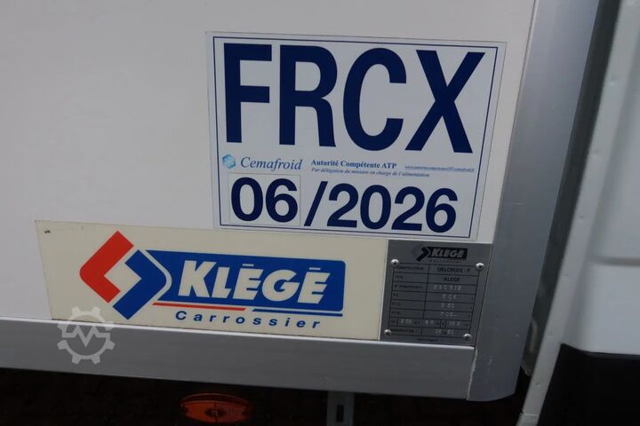 Külmutatud kast Iveco Daily 35C16 Carrier Xarios 350 Koel+Vries+verwa...