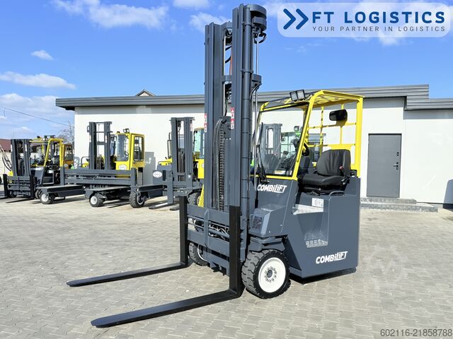 чотири-напрямний навантажувач Combilift CB4500 GAS TRIPLEX 6400 FORK POSITIONER